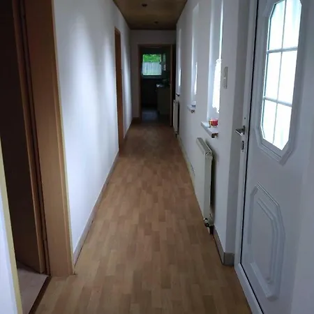 See Ferienwohnung 4 Mohlauer See Apartment *