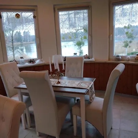 See Ferienwohnung 4 Mohlauer See Apartment