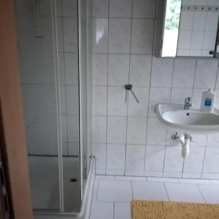 See Ferienwohnung 4 Mohlauer See Apartment *