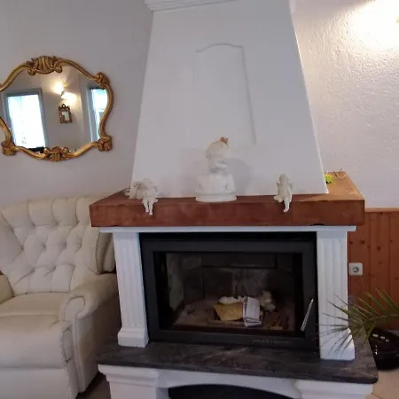 See Ferienwohnung 4 Mohlauer See Apartment